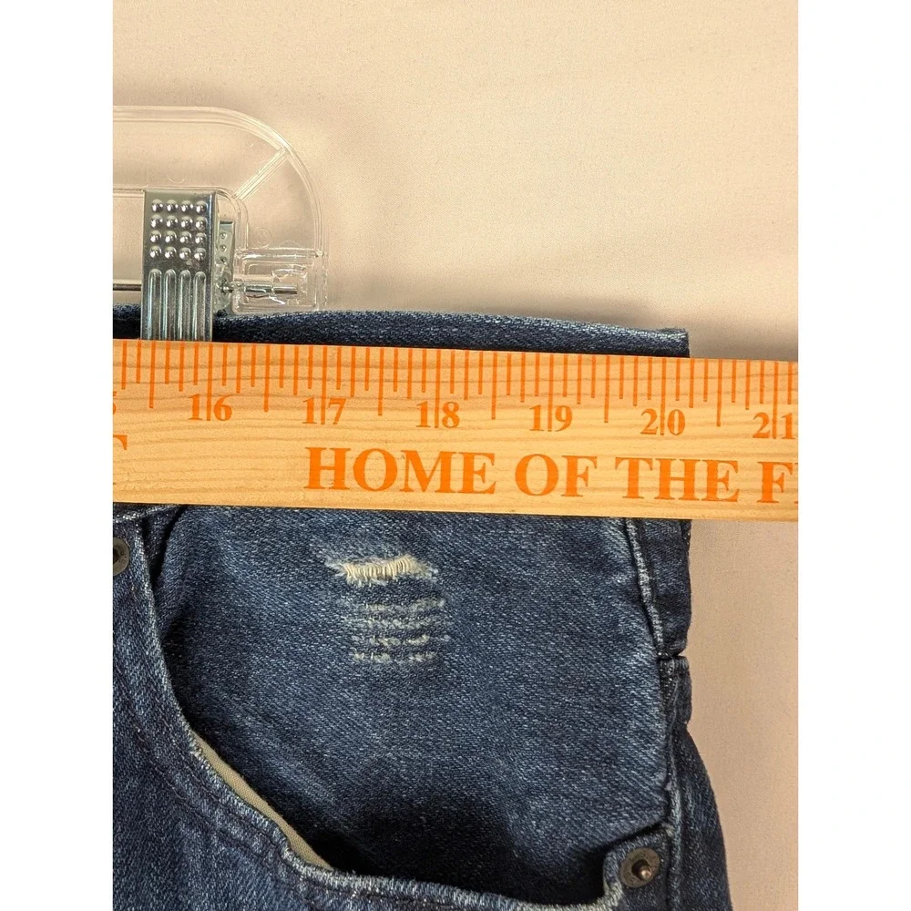 Levis levi 569